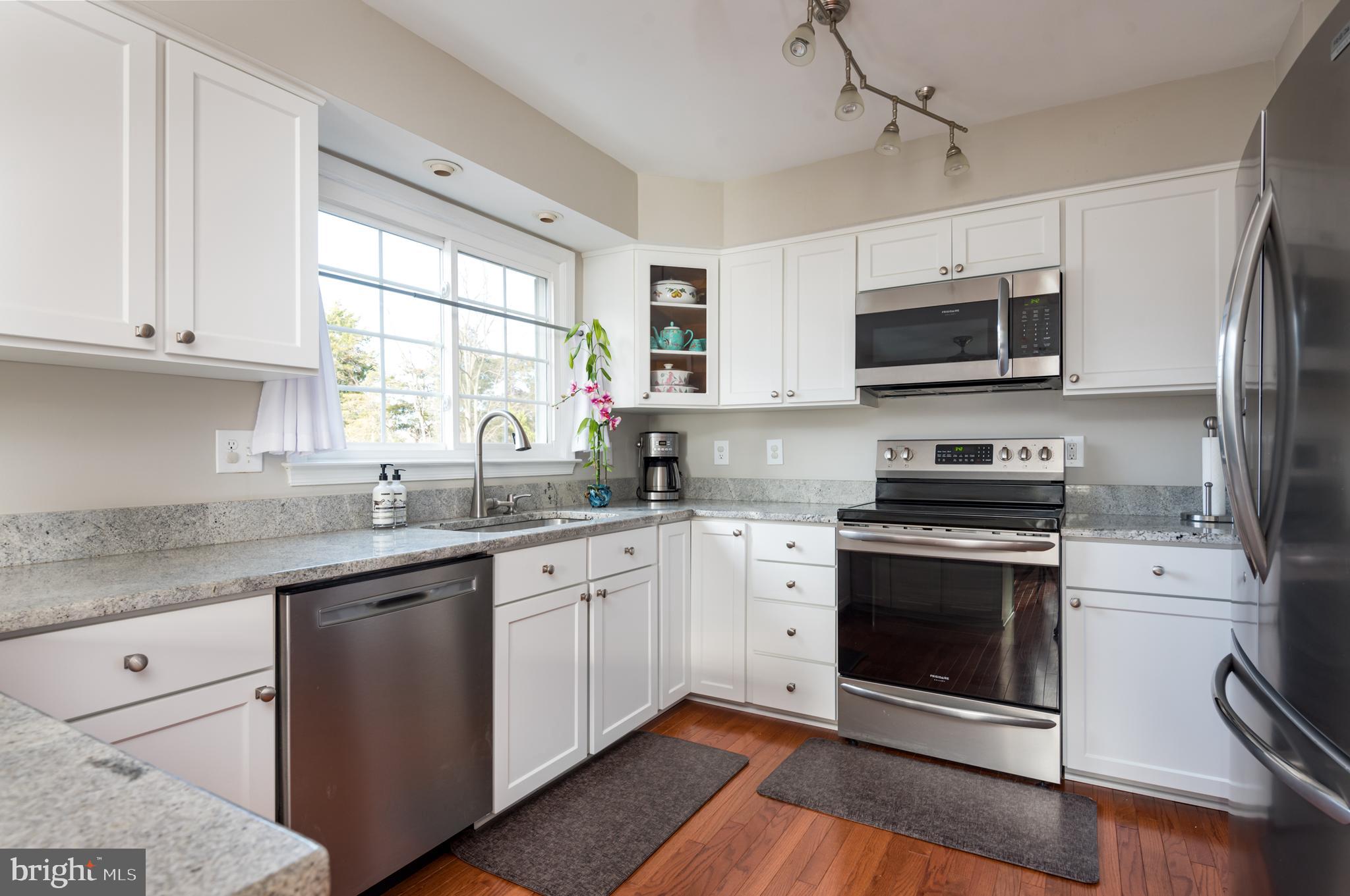 21130 Dray Terrace Ashburn, VA 20147 - Photo 14 of 42