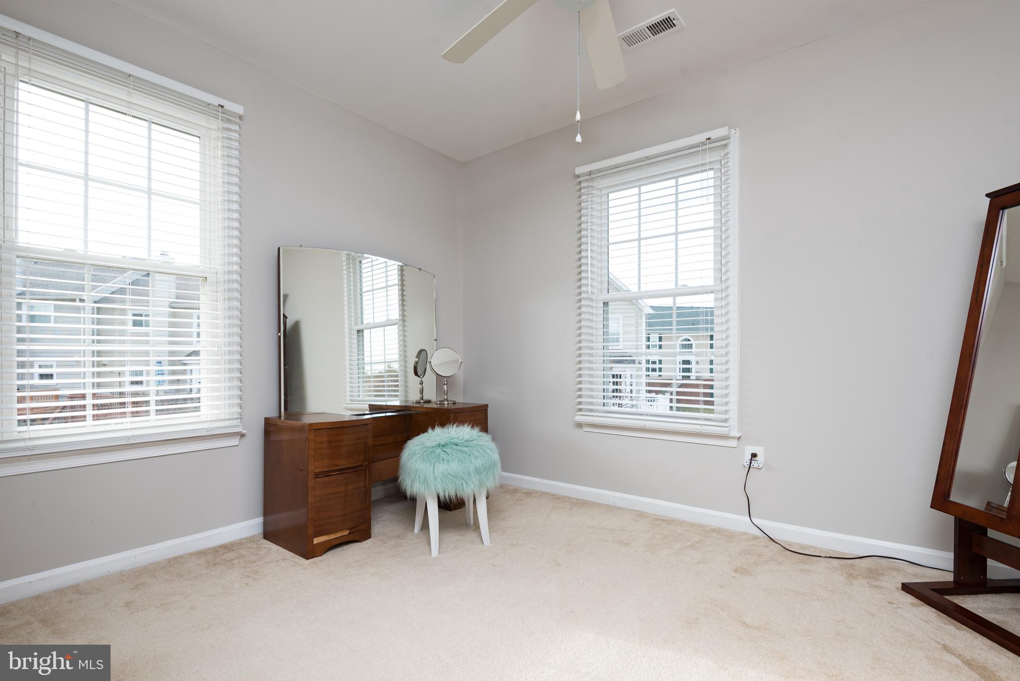 21130 Dray Terrace Ashburn, VA 20147 - Photo 30 of 42