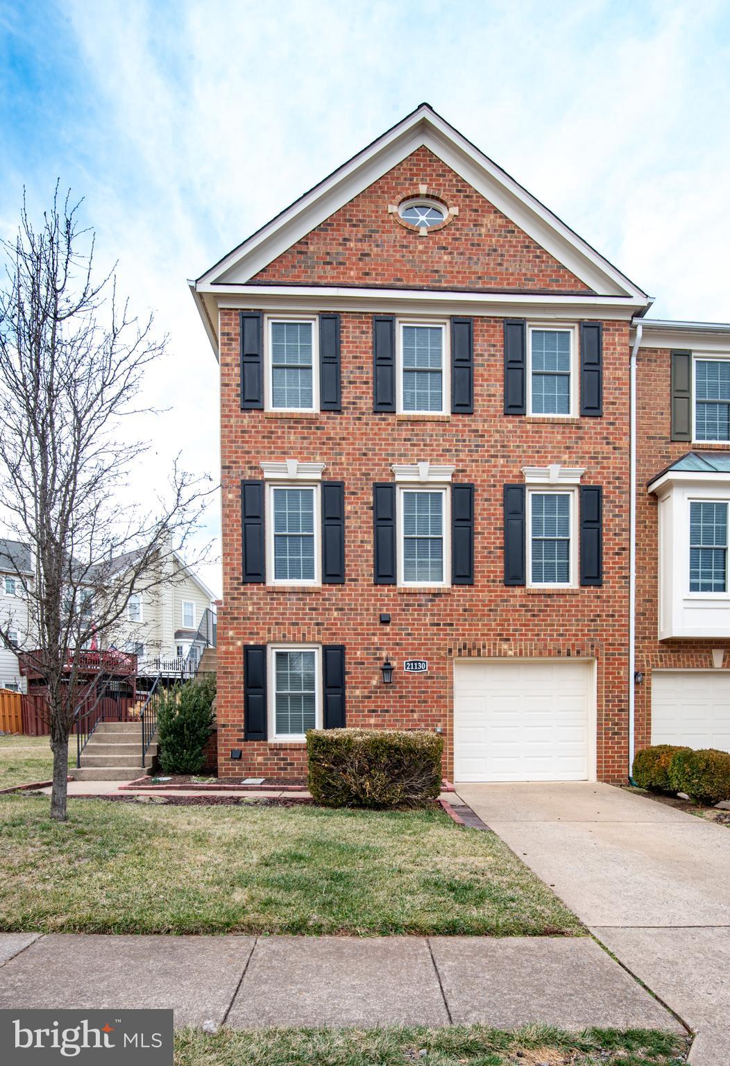 21130 Dray Terrace Ashburn, VA 20147 - Photo 3 of 42