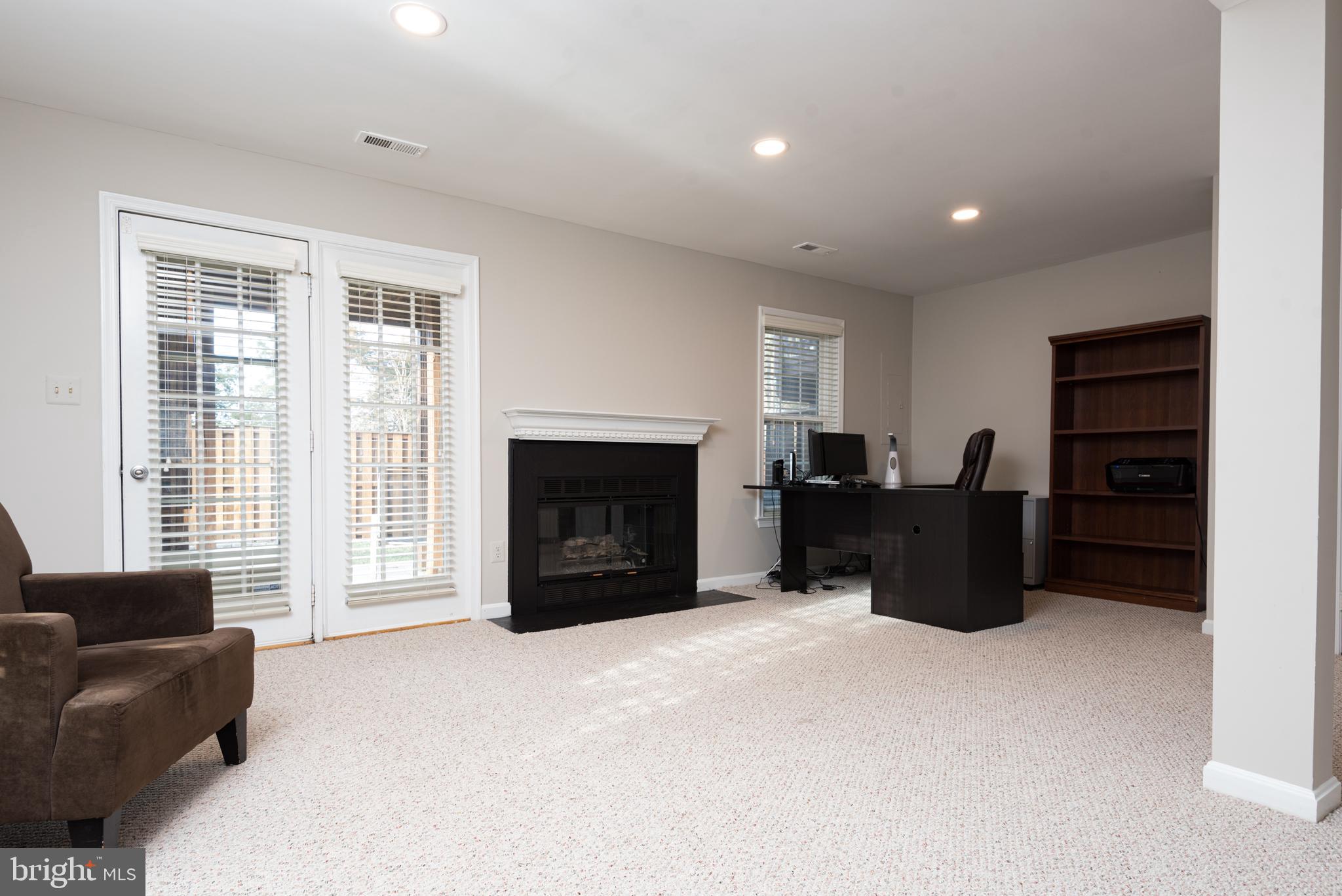 21130 Dray Terrace Ashburn, VA 20147 - Photo 33 of 42