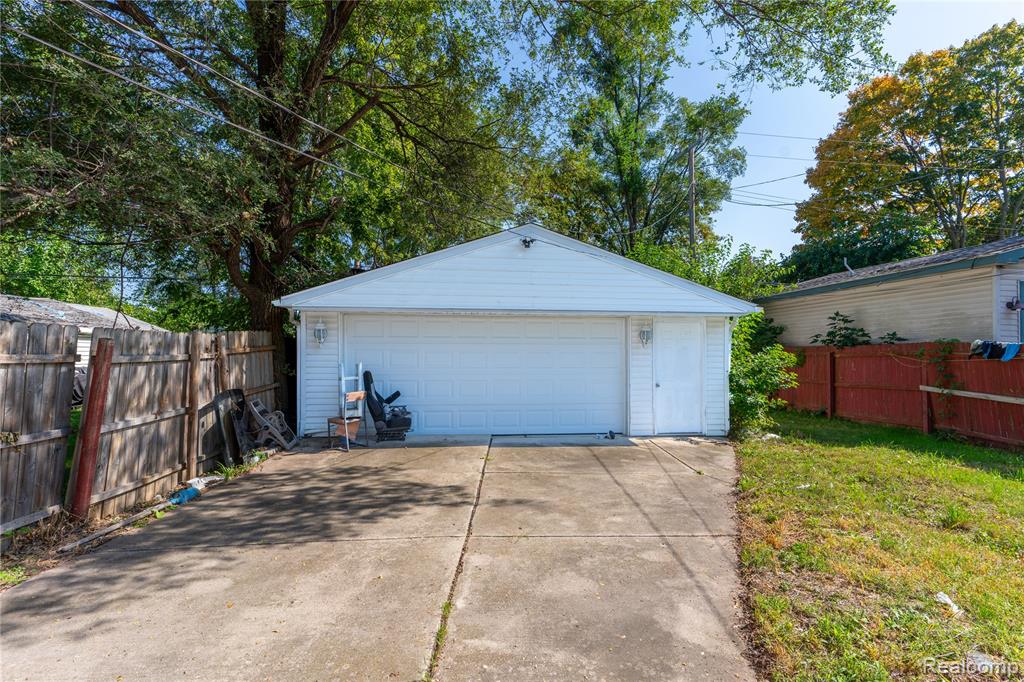 6374 Rutland Street Detroit, MI 48228 - Photo 17 of 21
