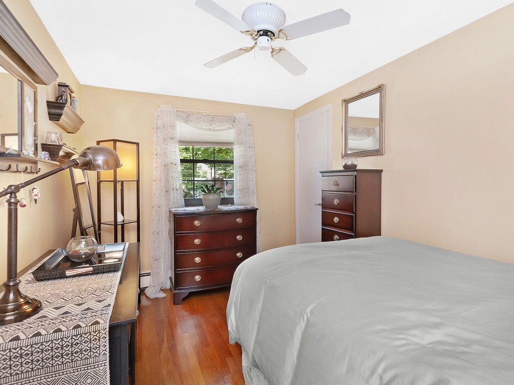 76 Renwick Road, Unit B Wakefield, MA 01880 - Photo 8 of 15