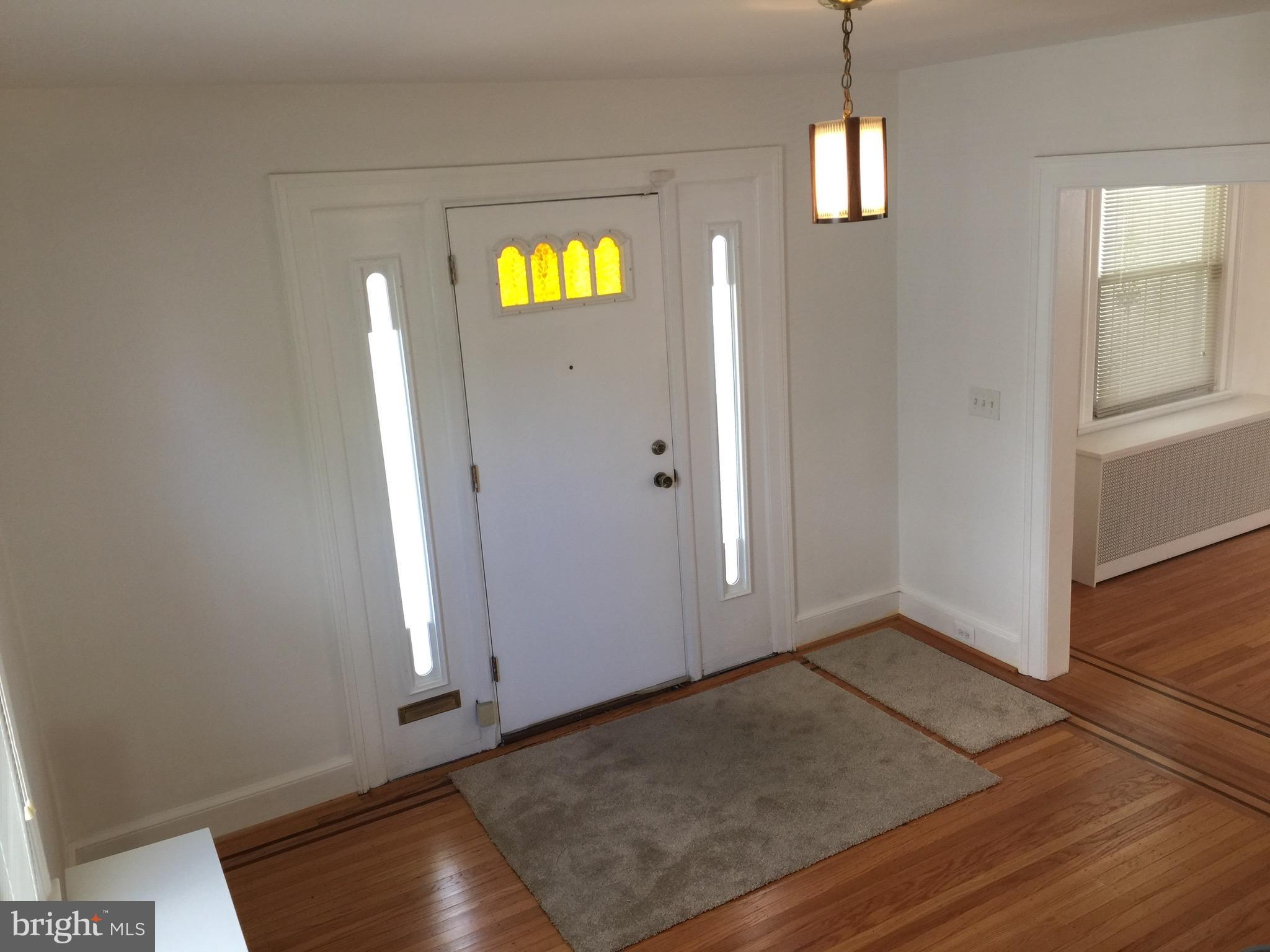 3504 Denison Road Baltimore, MD 21215 - Photo 25 of 30 Living Room