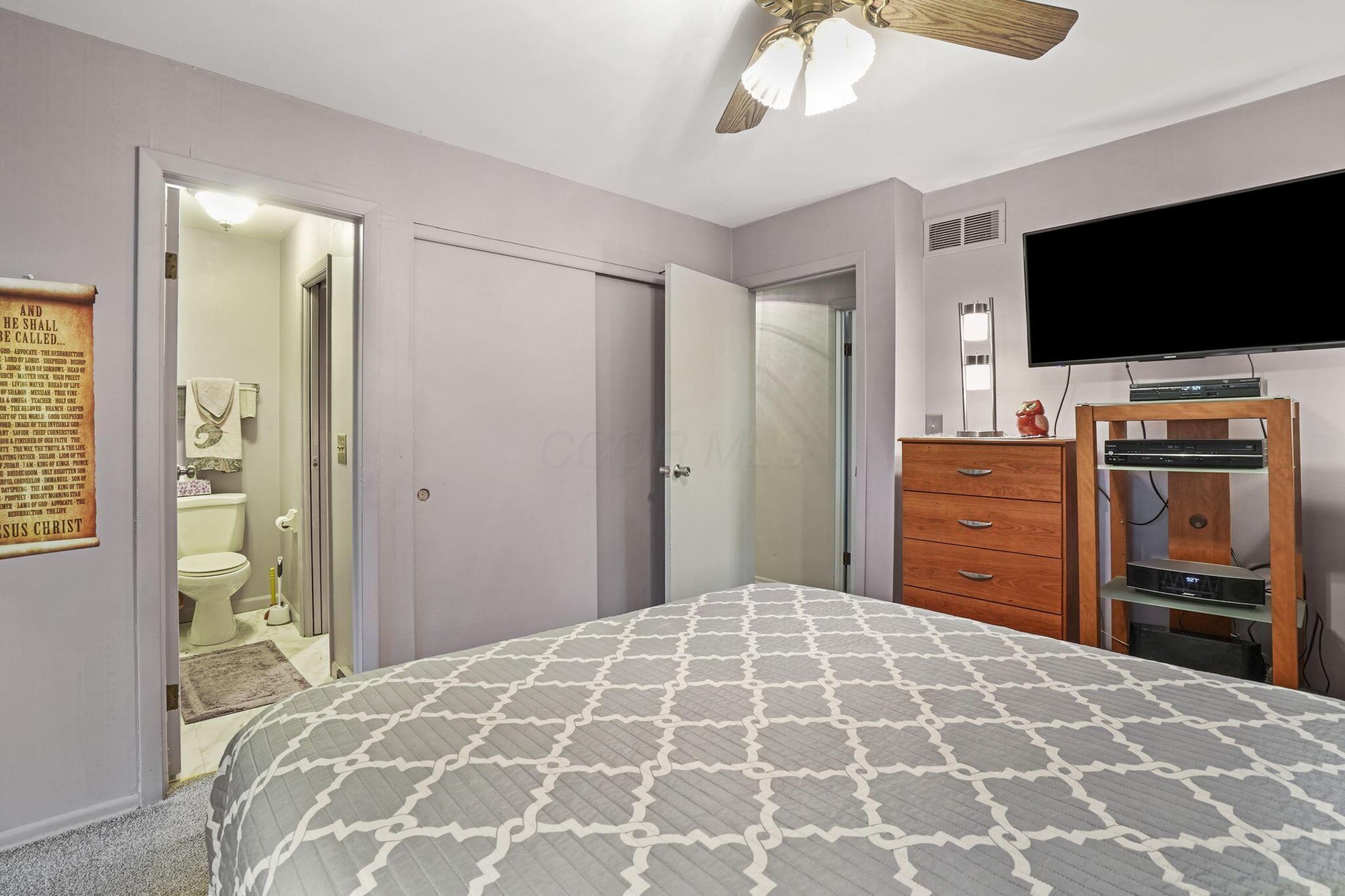 1325 Sunbury Road Columbus, OH 43219 - Photo 21 of 35 Owner's suite showing view to ensuite bathroom
