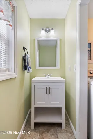 $500,000 | 151 Olde Point Road, Hampstead, NC 28443