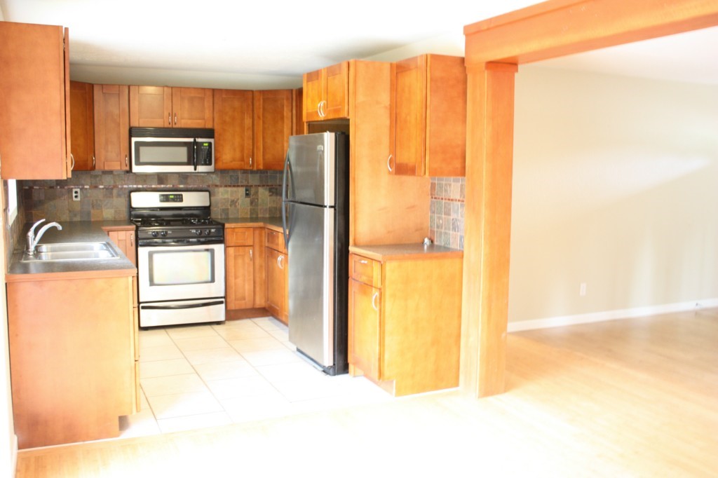 116 May Street Port Orchard, WA 98366 - Photo 2 of 15