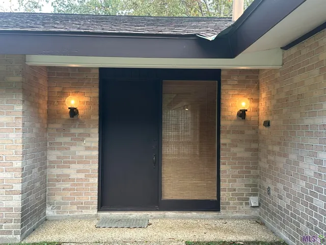 $515,000 | 1048 Castle Kirk Drive, Baton Rouge, LA 70808