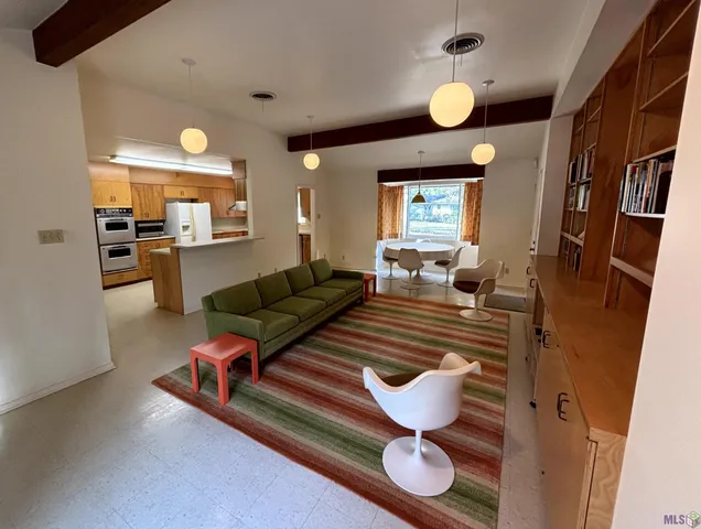 $515,000 | 1048 Castle Kirk Drive, Baton Rouge, LA 70808