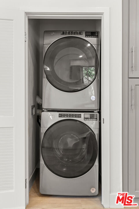 12920 West Runway Road, Unit 120 Los Angeles, CA 90094 - Photo 13 of 26