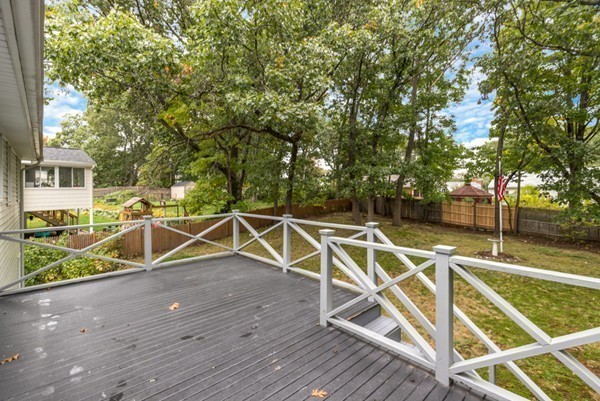 263 Ridge Street Arlington, MA 02474 - Photo 21 of 27 Gallery Image 21