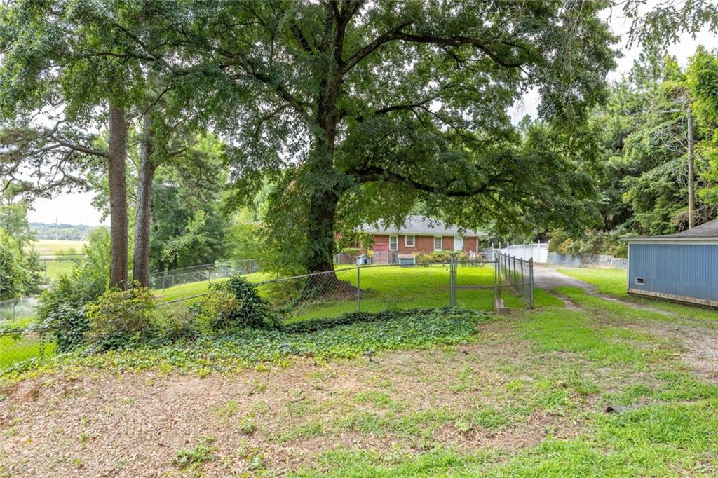2421 Maner Road Southeast Atlanta, GA 30339 - Photo 24 of 32 Gallery Image 24