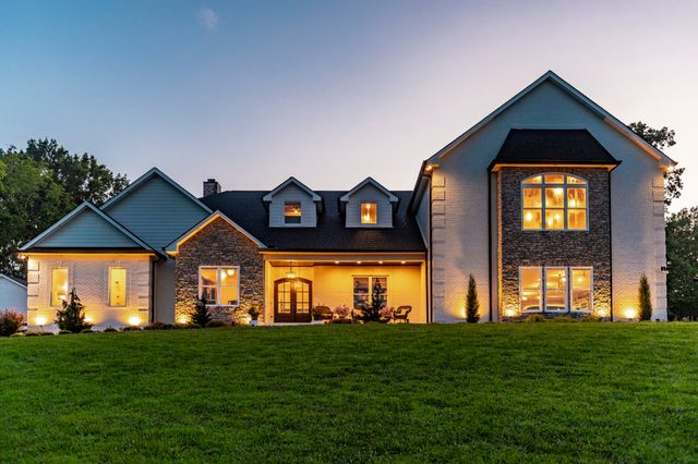 $3,275,000 | 2197 Highway 25, Gallatin, TN 37066