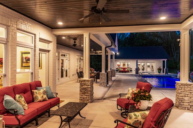 $3,275,000 | 2197 Highway 25, Gallatin, TN 37066