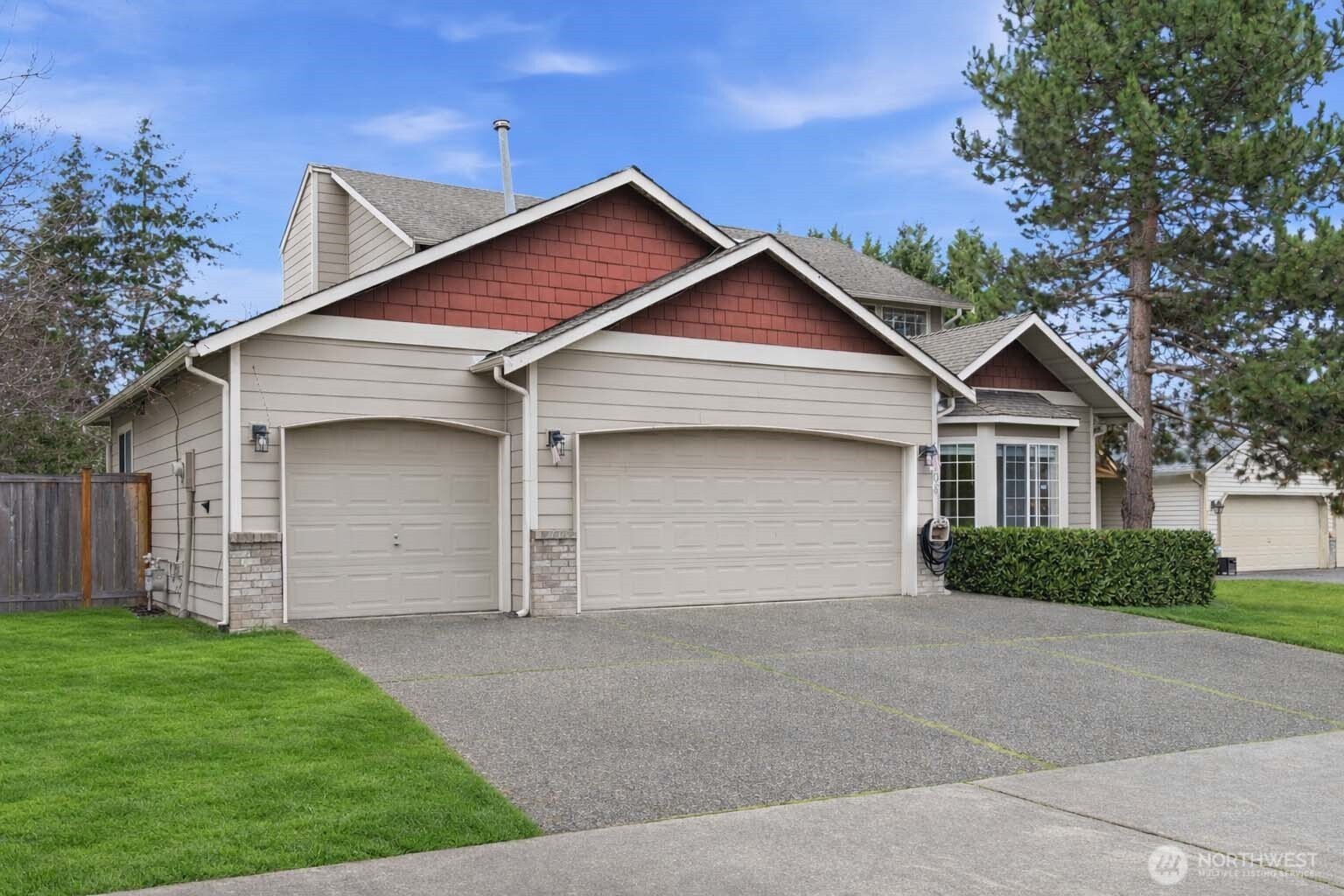 4108 Northeast 7th Street Renton, WA 98059 - Photo 1 of 28 Gallery Image 1