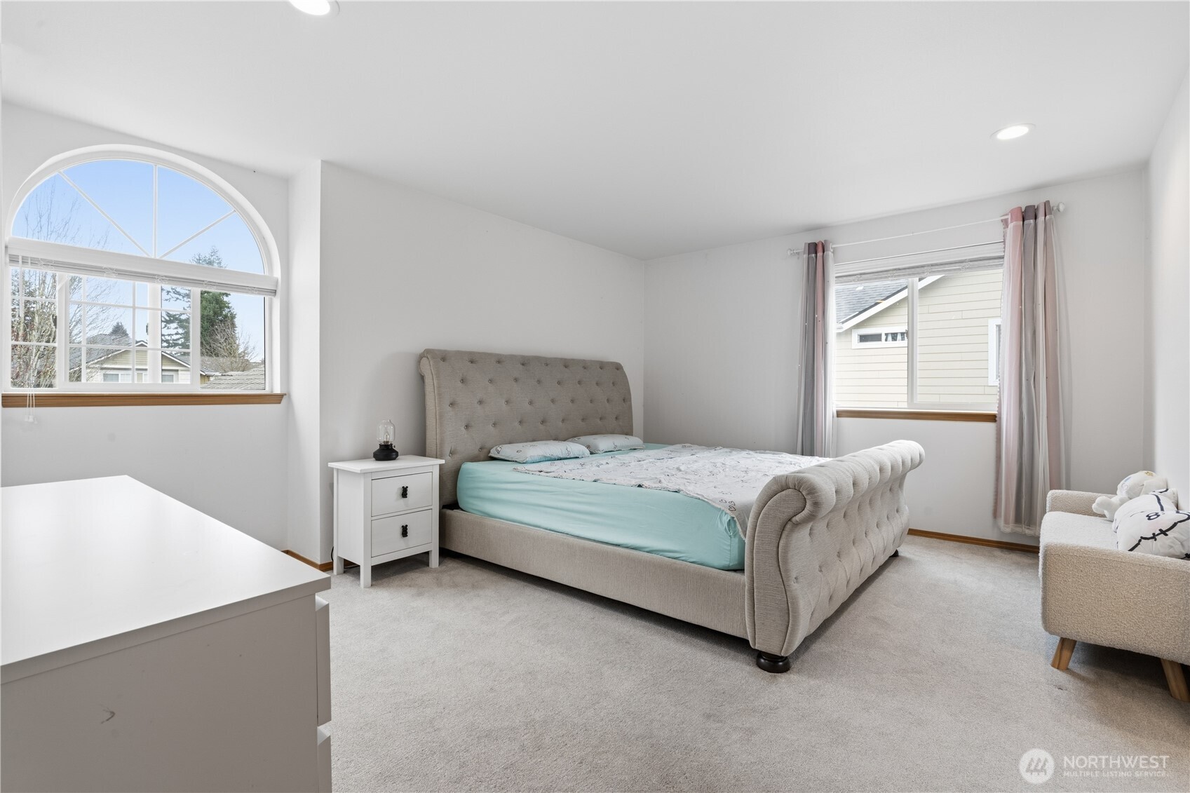 4108 Northeast 7th Street Renton, WA 98059 - Photo 18 of 28 Gallery Image 18