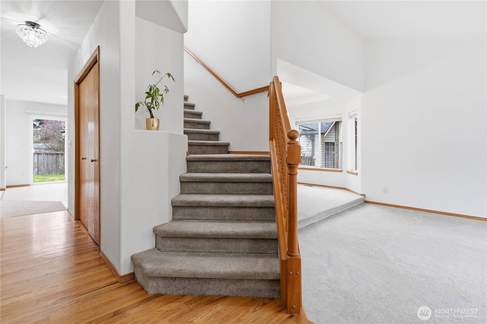 4108 Northeast 7th Street Renton, WA 98059 - Photo 4 of 28 Gallery Image 4