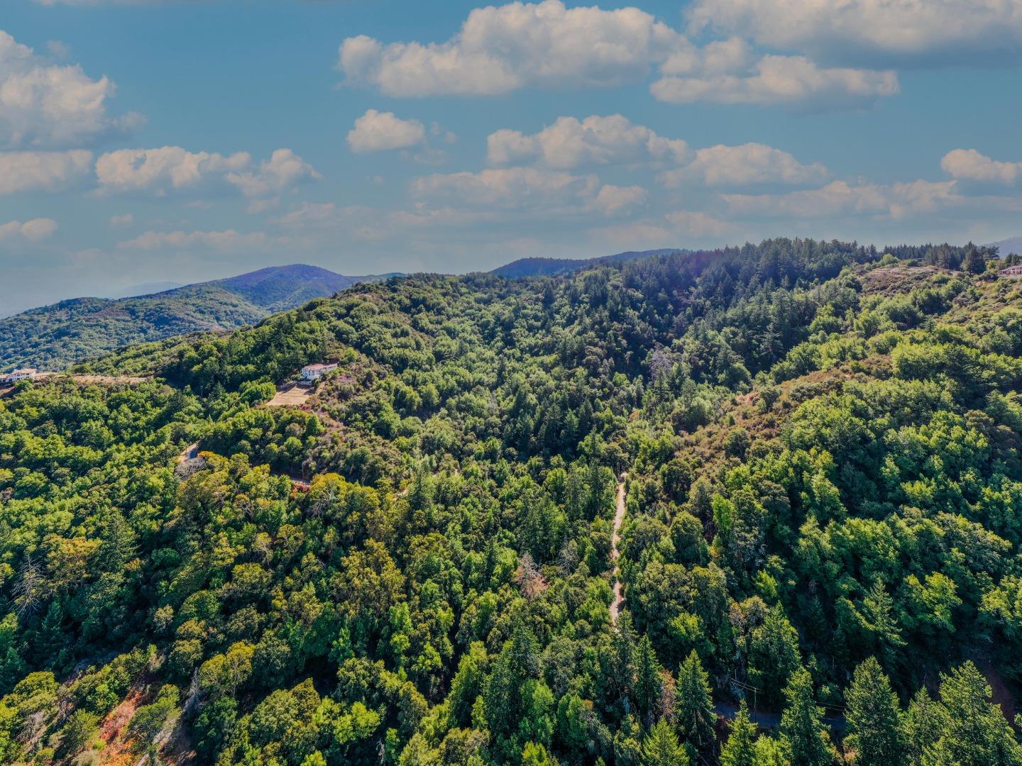 a view of a large building
