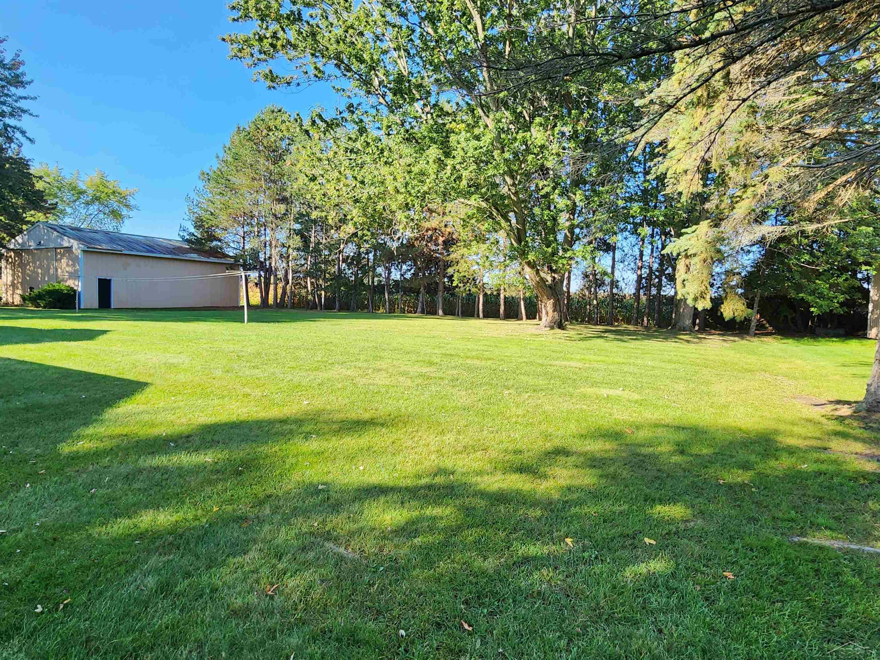 3651 North Graham Road Freeland, MI 48623 - Photo 48 of 60 50123810-47.JPG