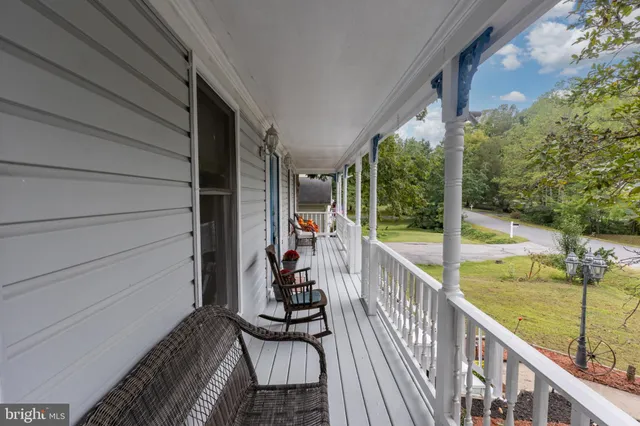 a view of entrance door of the house