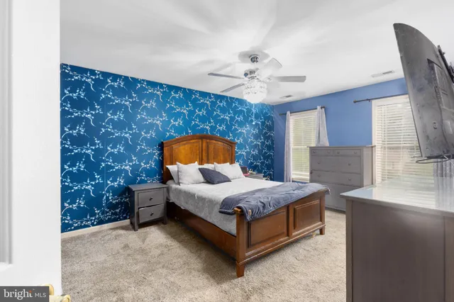 a view of washer and dryer