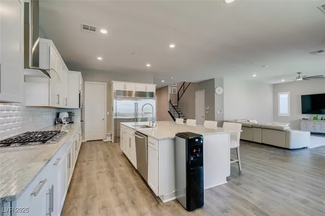 $4,725 | 818 Horizon Canyon Drive, Henderson, NV 89052