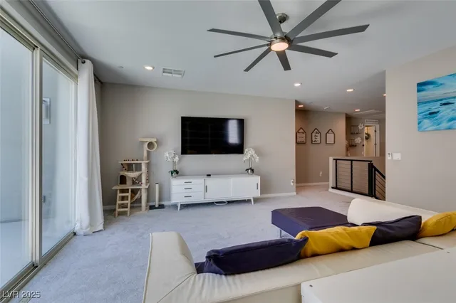 $4,725 | 818 Horizon Canyon Drive, Henderson, NV 89052