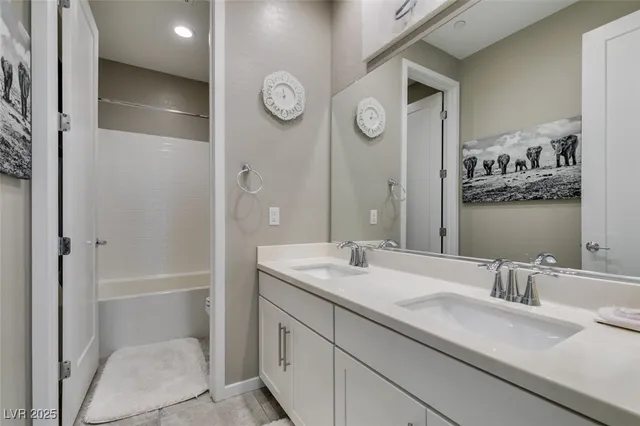 $4,725 | 818 Horizon Canyon Drive, Henderson, NV 89052