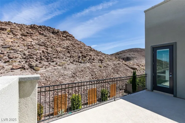 $4,725 | 818 Horizon Canyon Drive, Henderson, NV 89052