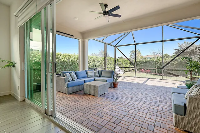 a view of a back yard of the house