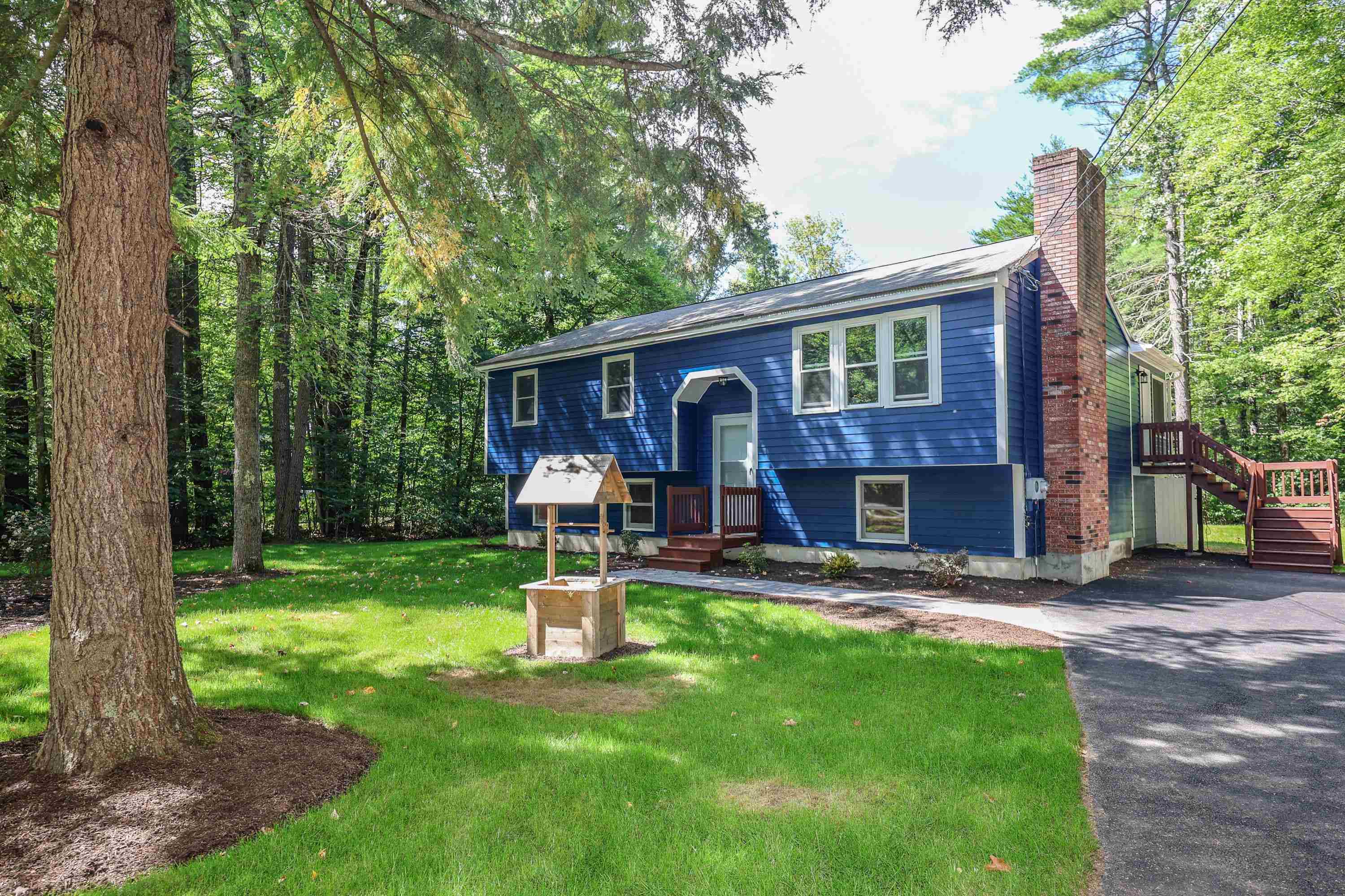 31 Evergreen Drive Goffstown, NH 03045 - Photo 13 of 35