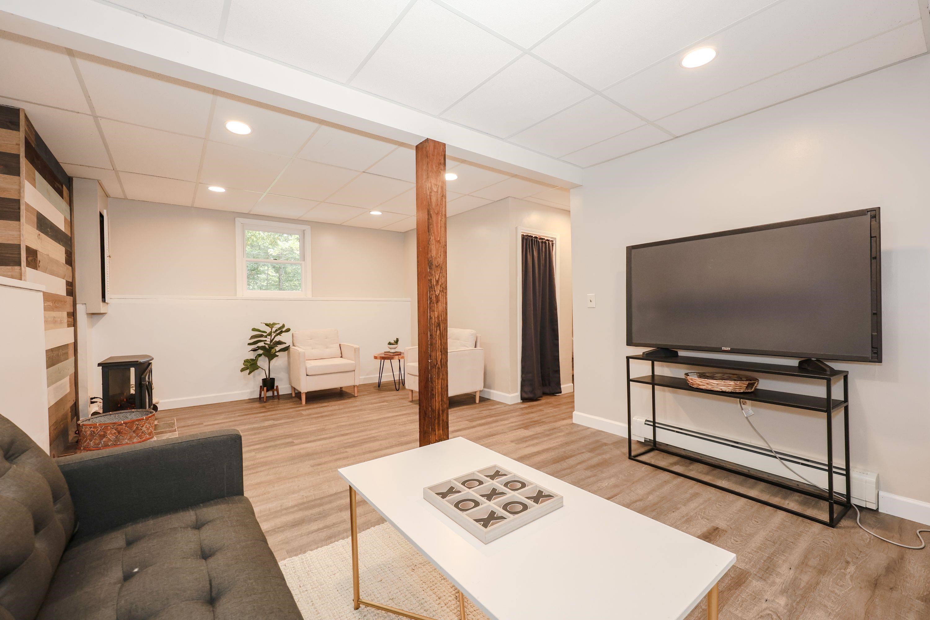 31 Evergreen Drive Goffstown, NH 03045 - Photo 16 of 35