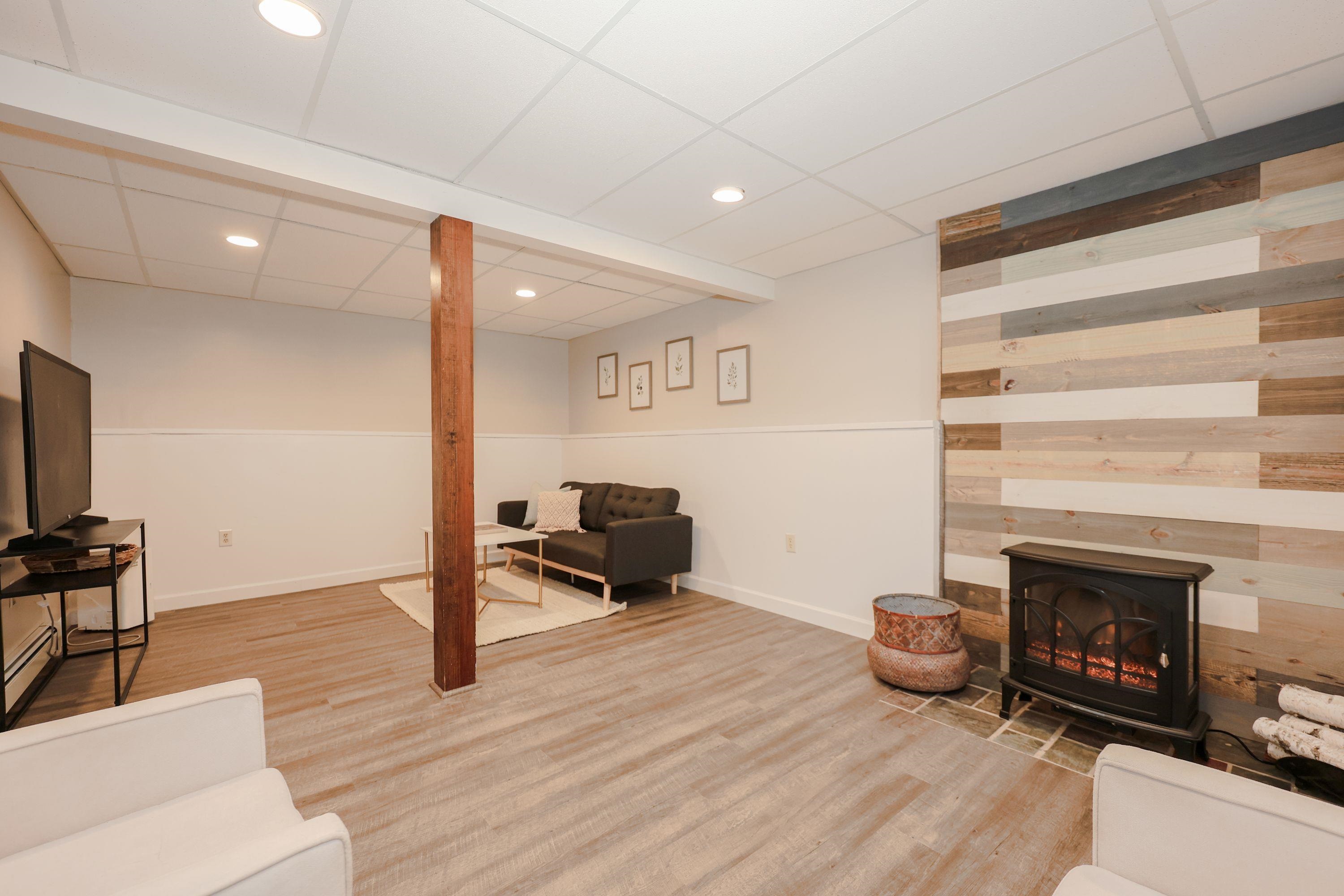 31 Evergreen Drive Goffstown, NH 03045 - Photo 17 of 35