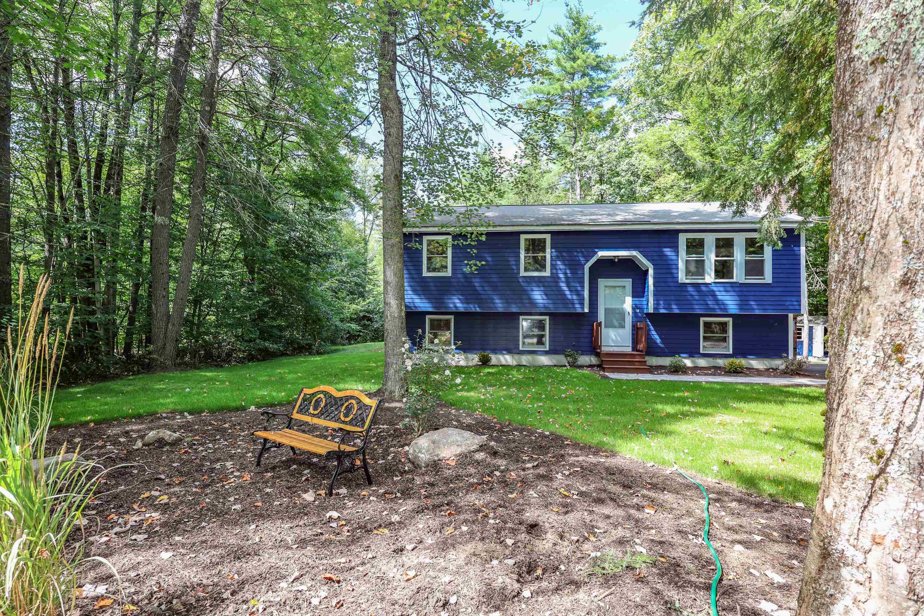 31 Evergreen Drive Goffstown, NH 03045 - Photo 2 of 35