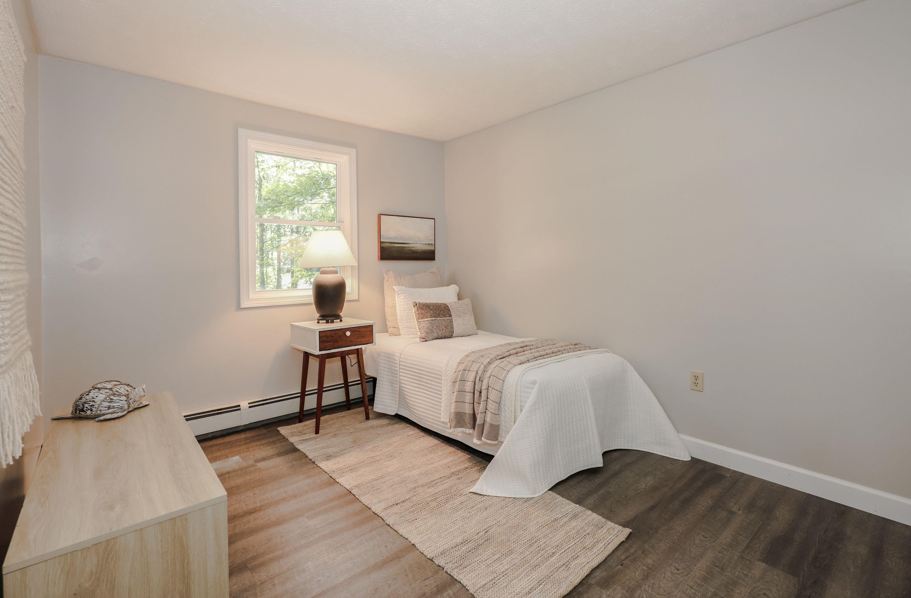 31 Evergreen Drive Goffstown, NH 03045 - Photo 10 of 35