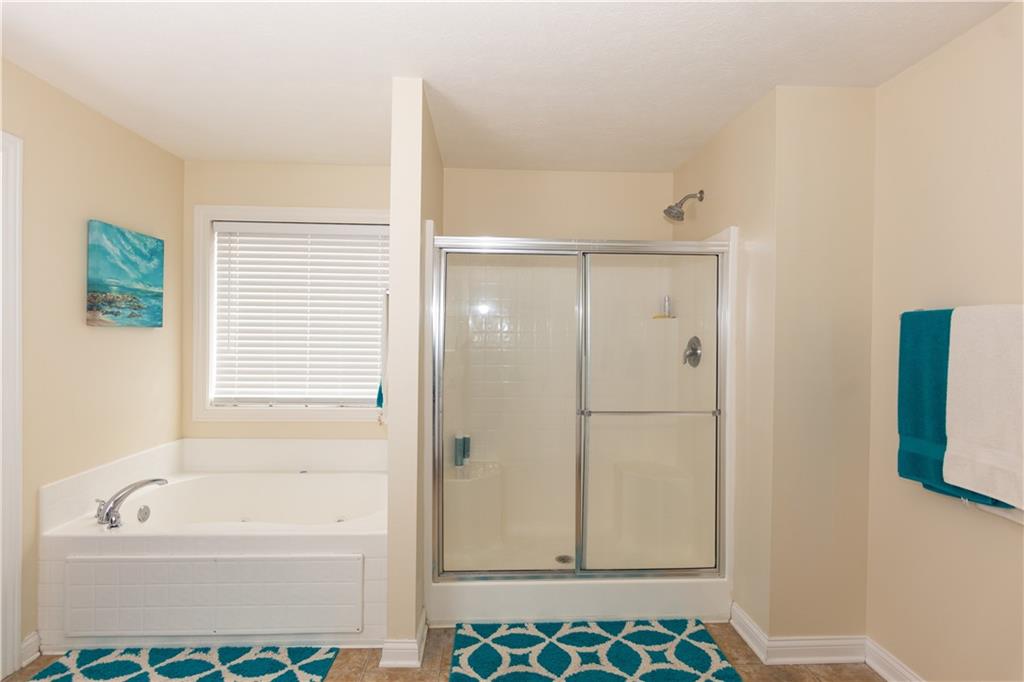 3019 Sleeping Ridge Way Indianapolis, IN 46217 - Photo 16 of 33 Gallery Image 16