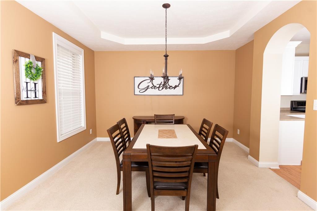3019 Sleeping Ridge Way Indianapolis, IN 46217 - Photo 3 of 33 Gallery Image 3