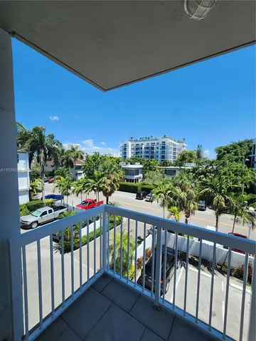 $2,650 | 1080 99th Street, Unit 331, Bay Harbor Islands, FL 33154