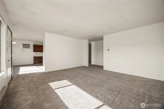 $738,000 | 410 7th Street Northeast, Unit 14, East Wenatchee, WA 98802