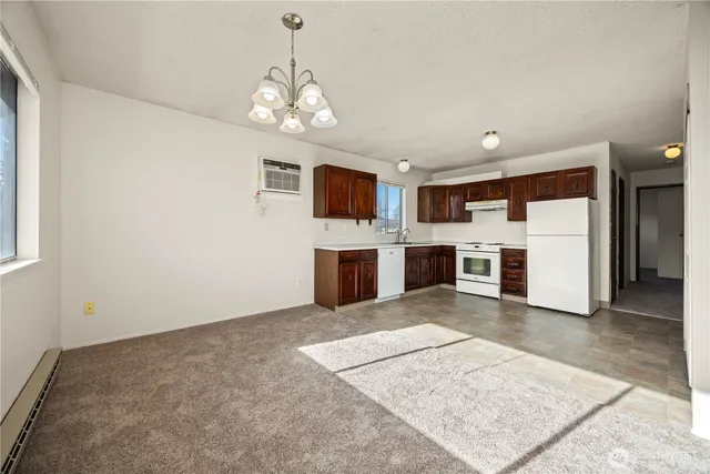 $738,000 | 410 7th Street Northeast, Unit 14, East Wenatchee, WA 98802