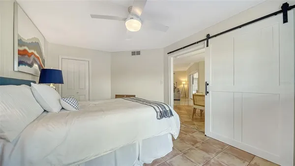 $3,500 | 1718 Caribbean Drive, Sarasota, FL 34231