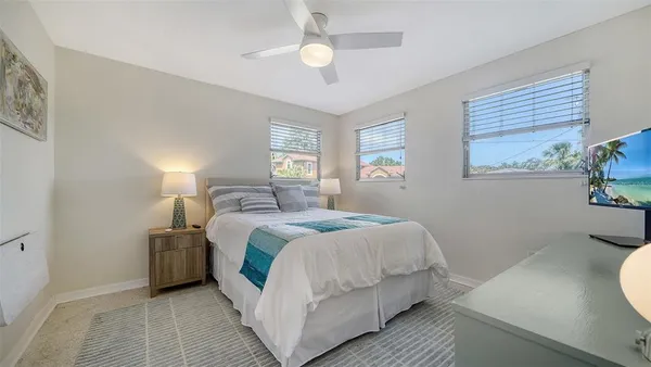 $3,500 | 1718 Caribbean Drive, Sarasota, FL 34231