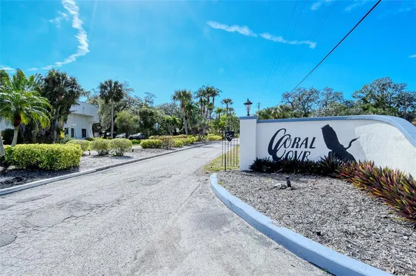 $3,500 | 1718 Caribbean Drive, Sarasota, FL 34231