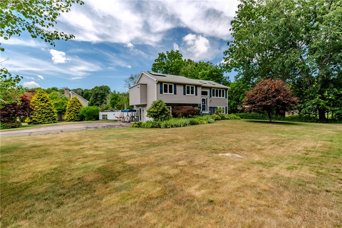 54 Colvintown Road Coventry, RI 02816 - Photo 3 of 50
