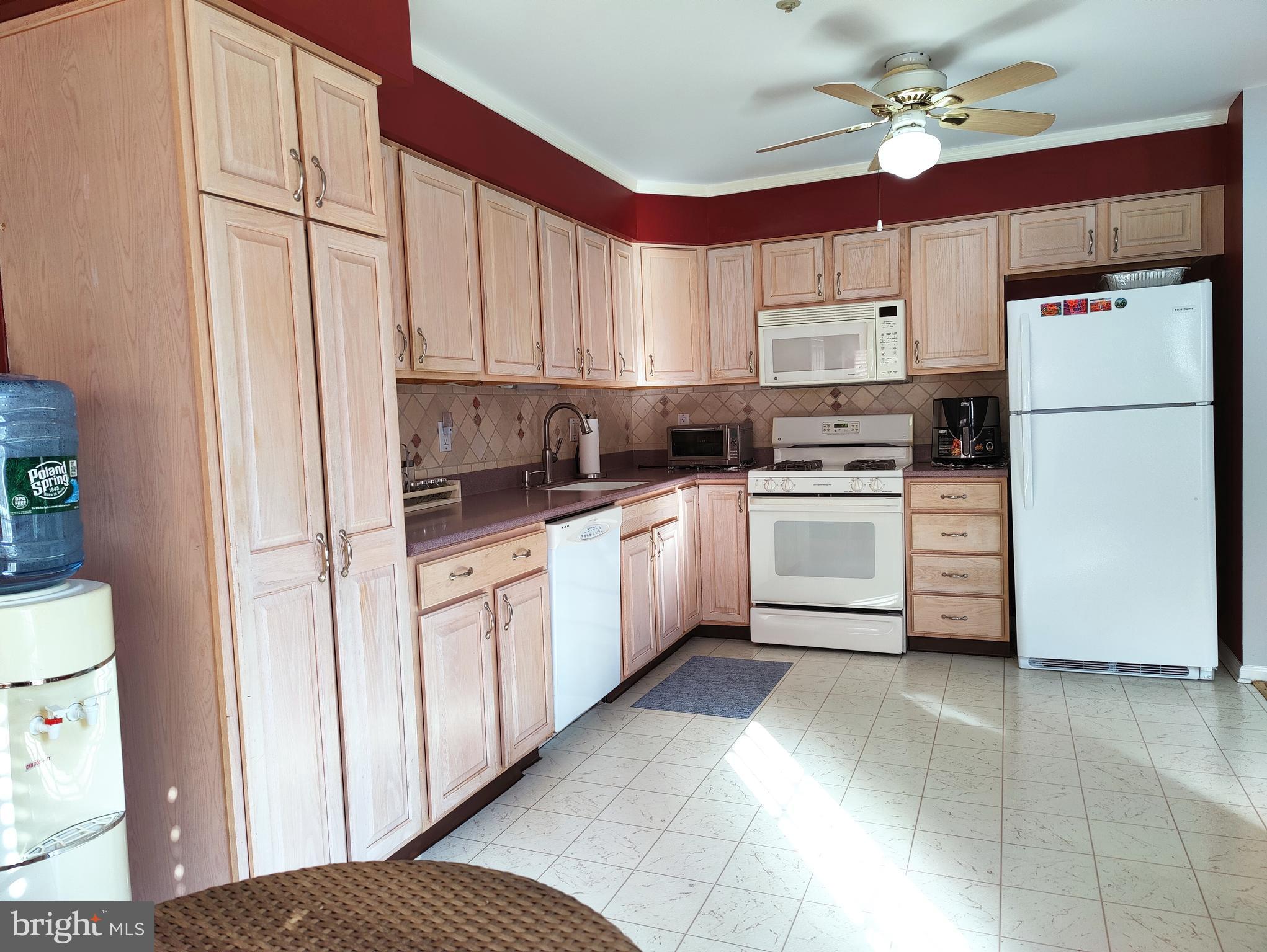 154 Buckingham Way Mount Laurel, NJ 08054 - Photo 4 of 25