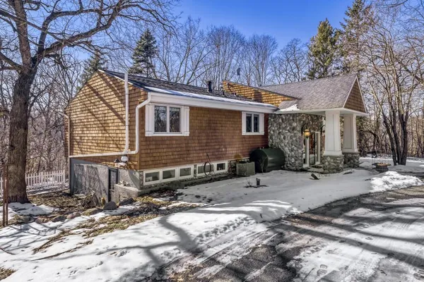 $1,250,000 | 2081 Meeting Street, Wayzata, MN 55391