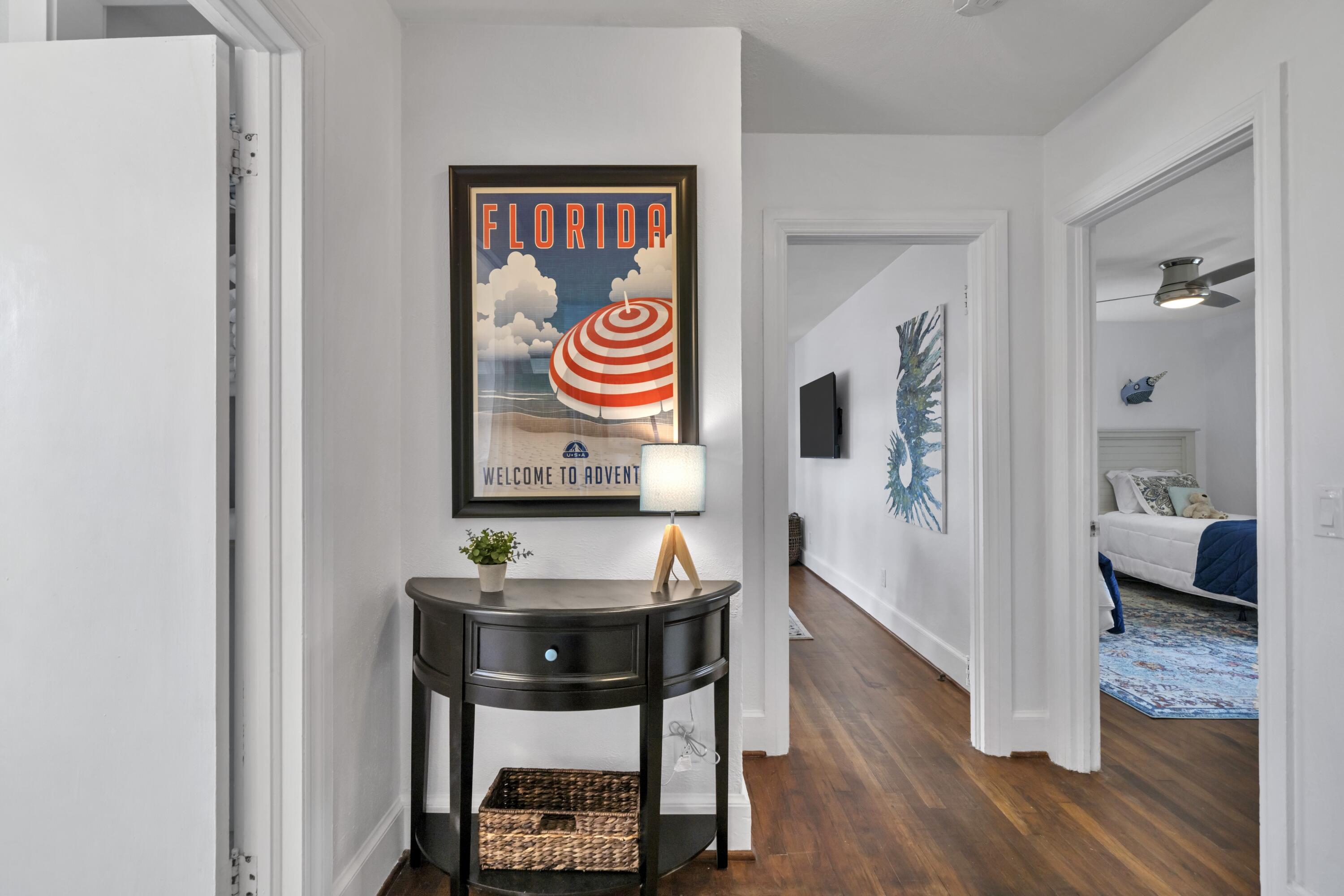 13382 Highway 20 Freeport, FL 32439 - Photo 30 of 43 a room with furniture and wooden floor