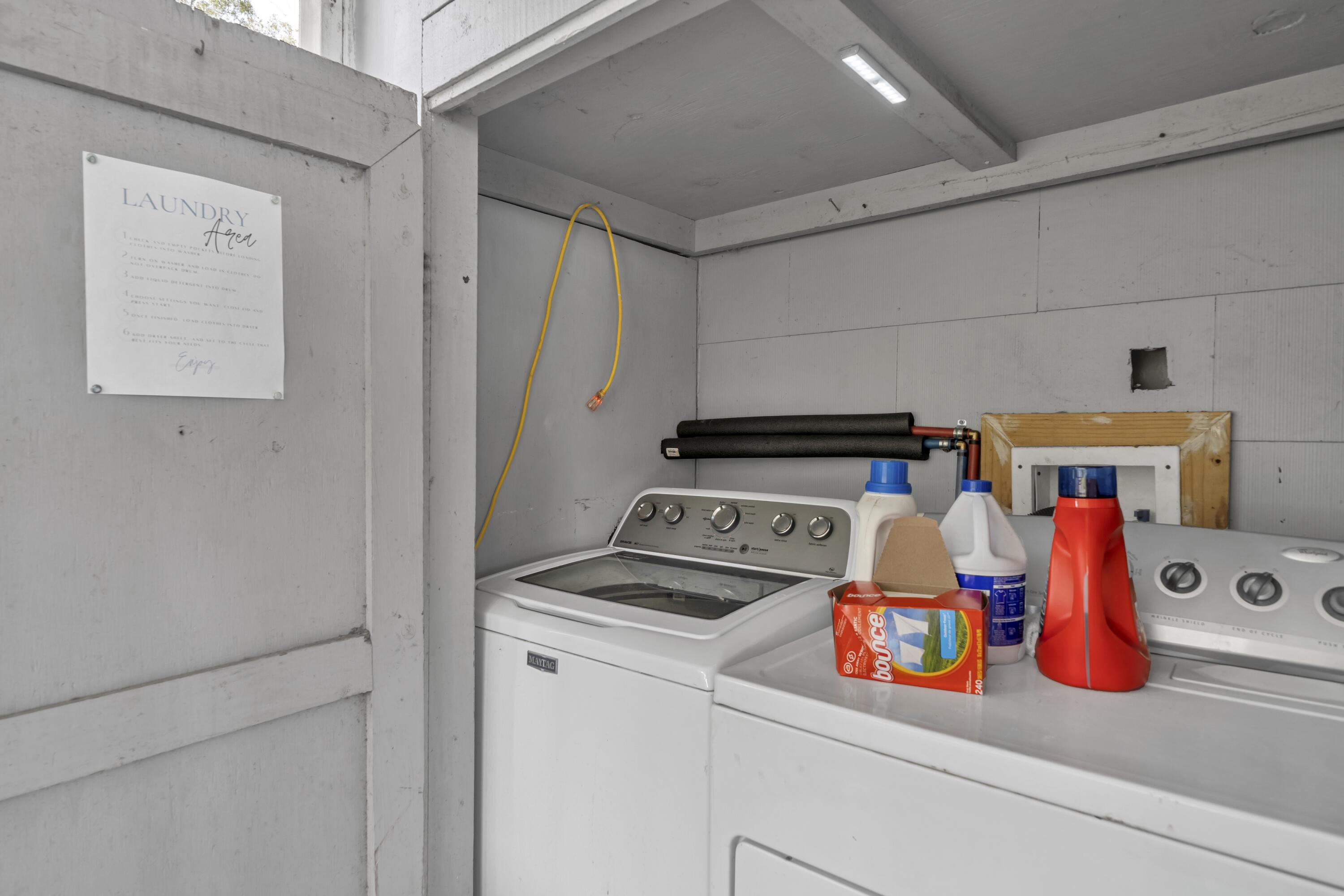 13382 Highway 20 Freeport, FL 32439 - Photo 42 of 43 a utility room with dryer and washer