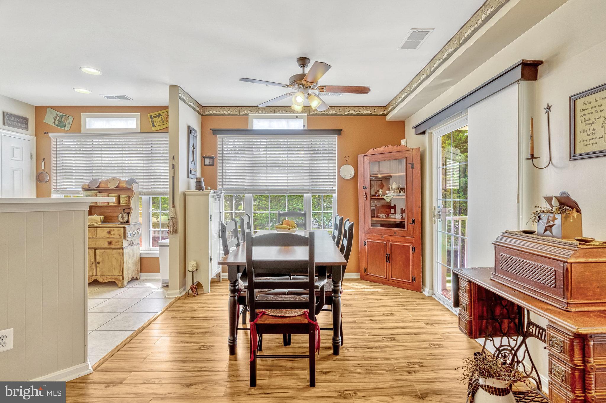 25230 Pond View Square, Unit 200 Chantilly, VA 20152 - Photo 7 of 11
