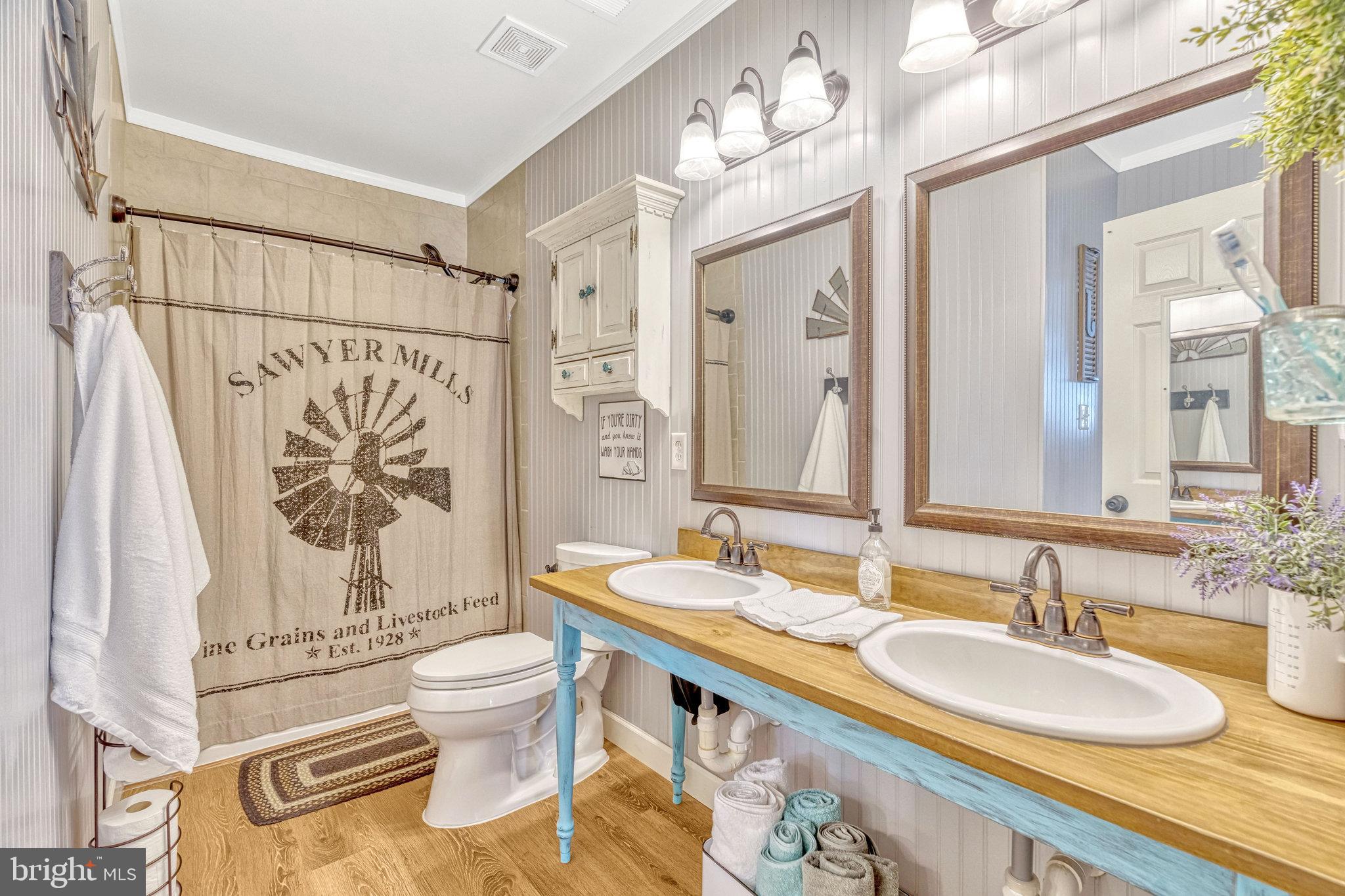 25230 Pond View Square, Unit 200 Chantilly, VA 20152 - Photo 9 of 11