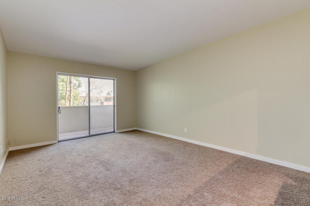 355 East Thomas Road, Unit B203 Phoenix, AZ 85012 - Photo 17 of 31 17-Thomas